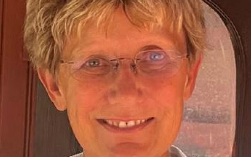 Deb Lee